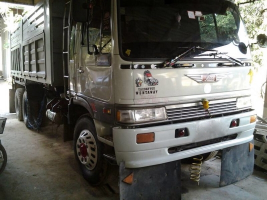 รถฮีโน่ 10 ล้อดั้ม FM227  220 แรงม้า.  ( ราคา 1,170,000 บาท. ) สนใจติดต่อ 081 - 6079515