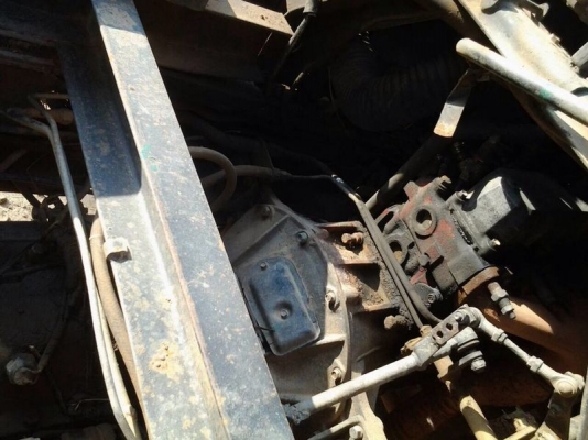 รถฮีโน่ 10 ล้อดั้ม F17  187 แรงม้า.  สนใจติดต่อ 081 - 6079515