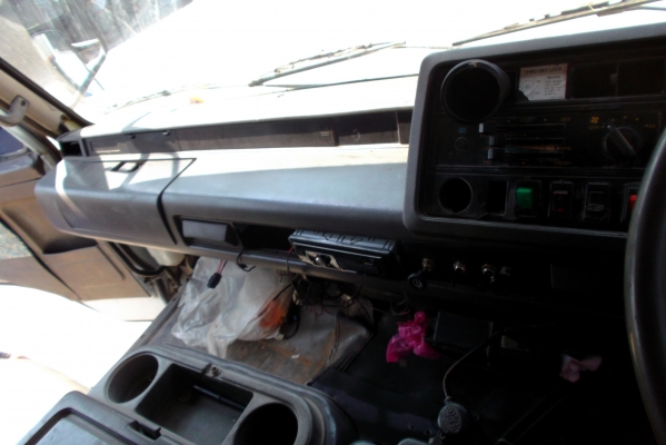 ขายด่วนรถสิบล้อUDCWM430Mดรั้มแม่ลูกเครือง230แรงม้าปี39