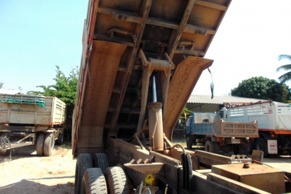 ขายด่วนรถสิบล้อUDCWM430Mดรั้มแม่ลูกเครือง230แรงม้าปี39