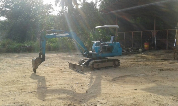 ขายแบคโฮ KOMATSU PC 20-7 เจ้าของขายเอง