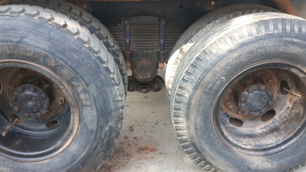 ขายด่วนไอ้หลงโบสองเพลาดั้มแม่ลูกสิบสปีดราคาโคตรถูก ตามสภาพFN527MTF 1900โทร0801515451