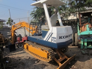ขาย - รถขุด รถแบคโฮ KOMATSU PC 10-5 เครื่องดีเซล 3 สูบ มือสองเก่าญี่ปุ่น สภาพดี พร้อมใช้งาน