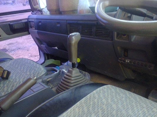 ขายหกล้อฮีโน่ สิงห์ไฮเทค FD-3H-195-HP สภาพพร้อมใช้