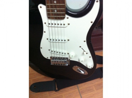 กีต้าไฟฟ้า Selder VRS import auto part