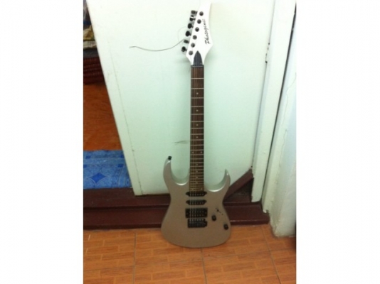 กีต้าไฟฟ้า Photogenic VRS import auto part