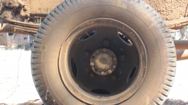 จองแล้วจากปราจีนบุรีช่วงล่าง พร้อมเครื่อง เกียร์ KM 310 รถบัส เครื่อง อีซูซุ 100 แรง เล่มมี จองแล้วจากปราจีนบุรีช่วงล่าง พร้อมเครื่อง เกียร์ KM 310 รถบัส เครื่อง อีซูซุ 100 แรง เล่มมี