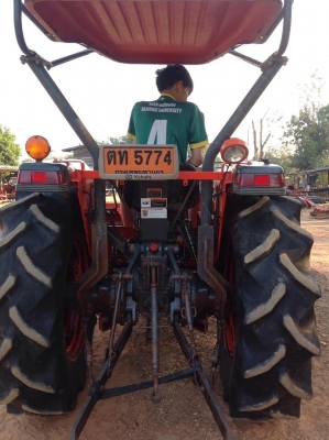 แทรกเตอร์คูโบค้า  L4508  สภาพดีเยี่ยม พร้อมใช้งาน เดิมๆทั้งคัน นำไปใช้แล้วไม่ผิดหวัง พร้อมจอบหมุนเเละผานดันหน้า