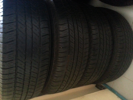 ยาง  265/65/17 ครับ  บริสโตน   ส่งทั่วไทย