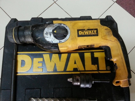 ขายสว่านโรตารี่3ระบบDEWALTรุ่นD25123สภาพดีพร้อมอุปกรณ์