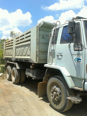 (รูปใหม่ปัจจุบัน)ROCKY 240 นางฟ้าแท้ รถสภาพดีอยู่ พร้อมใช้งาน กันชนหน้าถอดอยู่...