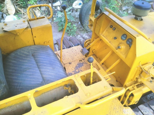 ขายครับ komatsu D20PL - 5