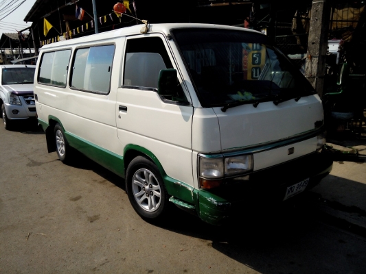 ขายรถตู้ Hiace ตาหวาน