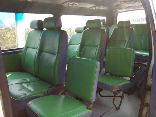 ขายรถตู้ Hiace ตาหวาน