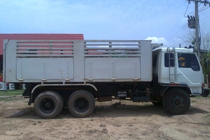 สิบล้อ MITSUBISHI FUSO FN 225K ราคาต่อรองได้ รถสิบล้อในราคาถูกกว่าหกล้อ รีบขายเพราะร้อนเงิน