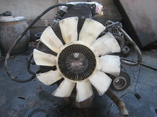 ขายเครื่องฟอร์ด เรนเจอร์ 2.5  12วาล์ว พร้อมเกียร์