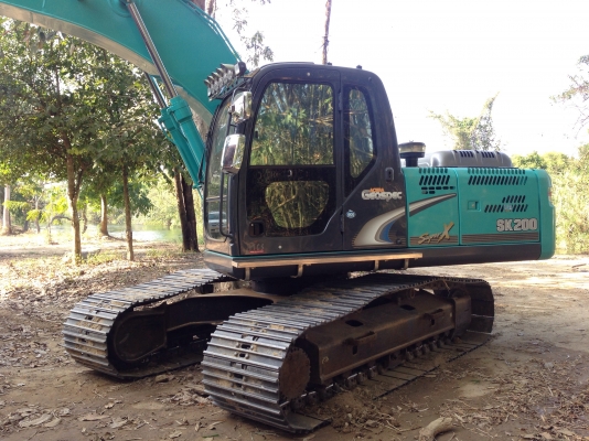 รถขุด KOBELCO SUPER X SK200 YN-12