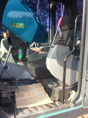 KOBELCO SK200-8 ช่วงล่างดี เอวดี ระบบไฟครบ ใช้งานน้อย พร้อมใช้งาน KOBELCO SK200-8 ช่วงล่างดี เอวดี ระบบไฟครบ ใช้งานน้อย พร้อมใช้งาน