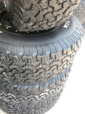 Max + BF All 265/75/16 มี2ชุด Max + BF All 265/75/16 มี2ชุด