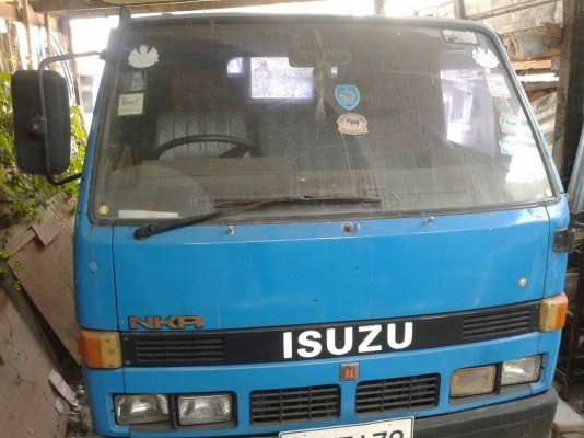 รถบรรทุก ดั้ม ISUZU 6ล้อ