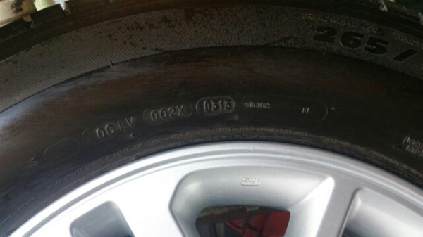 ขายเเม๊กพร้อมยางฟรอนจูนเนอร์ 265/65/17 ขายเเม๊กพร้อมยางฟรอนจูนเนอร์ 265/65/17