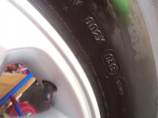 ขายเเม๊กพร้อมยางฟรอนจูนเนอร์ 265/65/17 ขายเเม๊กพร้อมยางฟรอนจูนเนอร์ 265/65/17