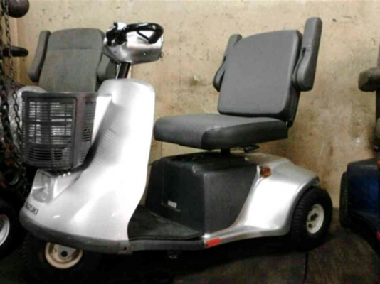 ขายรถผู้สูงอายุ คนป่วย พิการ ครับ มือสอง จากประเทศญี่ปุ่น ครับ