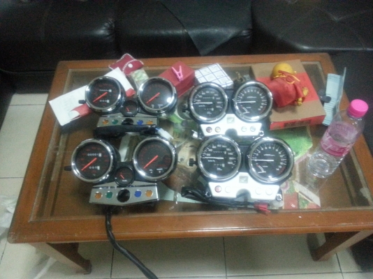 ไมล์ cb400 y.92 - 98 ของใหม่ มี4ลูกครับ