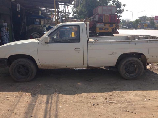 รถนิสสัน BigM