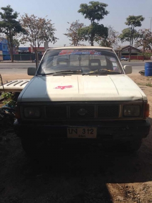 รถนิสสัน BigM