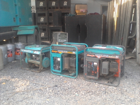 ขายเครื่องปั่นไฟนำเข้าจากญี่ปุ่นขนาดเล็กDENY0จำนวน2เครื่องYANMA1เครื่อง