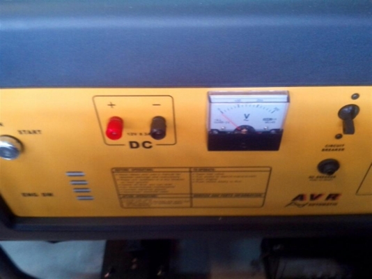 ขายเครื่องปั่นไฟ 6500วัต เครื่องยนต์ เบนซิลสตาร์ทกุญเเจ