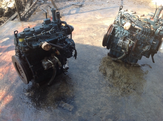 ขายเครื่องคูโบต้า 4 สูบเก่าญี่ปุ่น รุ่น V1405 ขนาด 32 แรงม้าสภาพสวยมากๆ