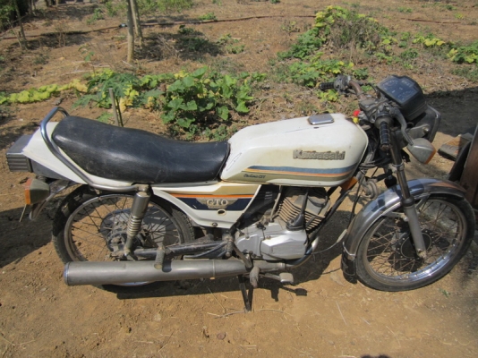 ตี่พิจิตร//ขาย Kawasaki GTO mark 2 เดิมๆครบๆแห้งๆครับ ตี่พิจิตร//ขาย Kawasaki GTO mark 2 เดิมๆครบๆแห้งๆครับ