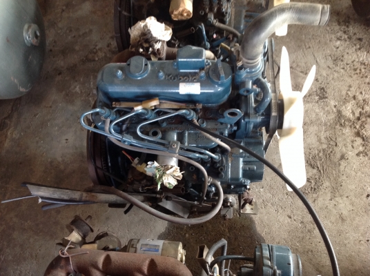 ขายเครื่องคูโบต้า 3 สูบเก่าญี่ปุ่น รุ่น D1105 ขนาด 24 แรงม้าสภาพสวยมากๆ