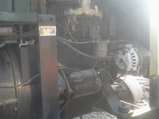 ขายเครื่องปั่นไฟพร้อมตู้เชื่อมมีล้อลากพร้อมของ USA ขายเครื่องปั่นไฟพร้อมตู้เชื่อมมีล้อลากพร้อมของ USA