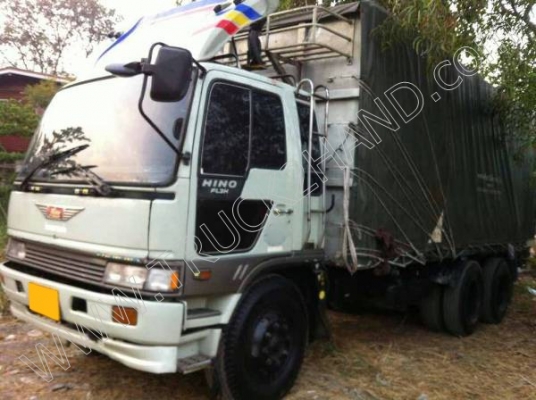 รถบรรทุก 10 ล้อ ยี่ห้อ HINO 195 แรงม้า