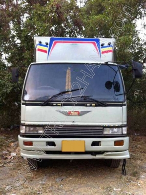 รถบรรทุก 10 ล้อ ยี่ห้อ HINO 195 แรงม้า