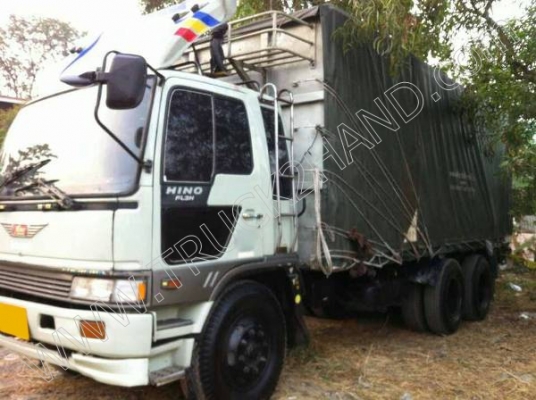 รถบรรทุก 10 ล้อ ยี่ห้อ HINO 195 แรงม้า