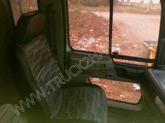 รถบรรทุก 10 ล้อ ยี่ห้อ HINO 195 แรงม้า