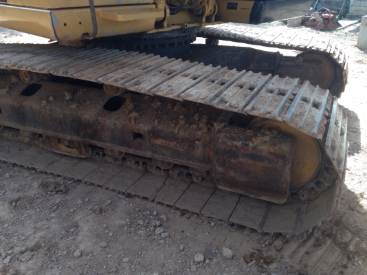 ขายรถ CAT320C รถสวยมาก ทำงาน 13875 ชั่วโมง แอร์เย็น ช่วงล่างเต็ม รถใช้มือเดียว ทำงานดีมาก ขายรถ CAT320C รถสวยมาก ทำงาน 13875 ชั่วโมง แอร์เย็น ช่วงล่างเต็ม รถใช้มือเดียว ทำงานดีมาก