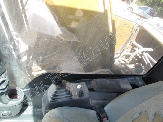 รถแบคโฮ ยี่ห้อ CAT 320D