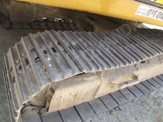 รถแบคโฮ ยี่ห้อ CAT 320D