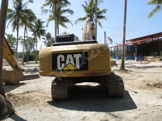 รถแบคโฮ ยี่ห้อ CAT 320D