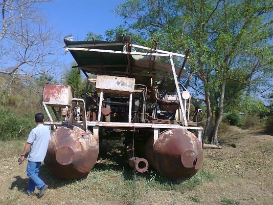 เรือดูดทราย รุ่นพิเศษ มีหัวเจาะ สภาพ พร้อมใช้งาน ชอบราคาเท่าไรต่อรองได้ครับ