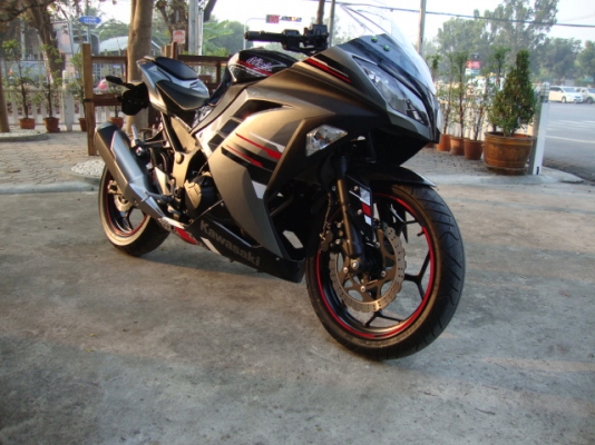 ขาย NINJA 250 ปี 2013 ราคา 126000.- ขาย NINJA 250 ปี 2013 ราคา 126000.-