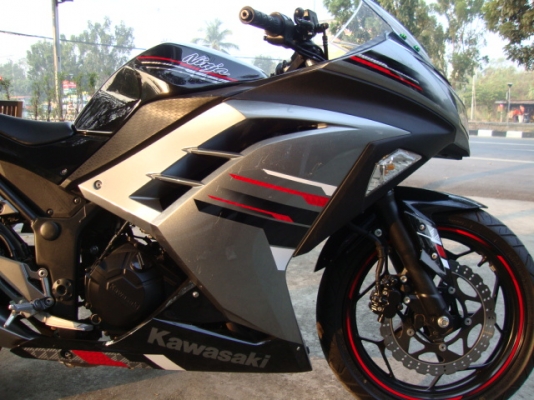 ขาย  NINJA  250  ปี 2013   ราคา 126000.-
