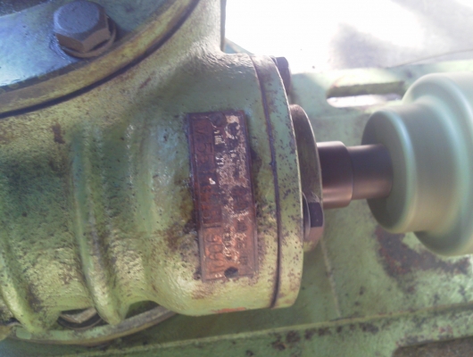 มอเตอร์พร้อมต่อกับเกียร์ทดของ ญี่ปุ่น ขนาด 1/2 แรงม้าทดรอบแล้วหมุนที่ 90 รอบต่อนาที มอเตอร์พร้อมต่อกับเกียร์ทดของ ญี่ปุ่น ขนาด 1/2 แรงม้าทดรอบแล้วหมุนที่ 90 รอบต่อนาที