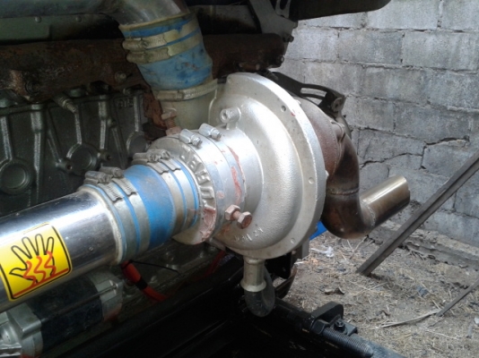 ขายรถเกี่ยวข้าวศักดิ์พัฒนาสภาพ80\% (วางก่อนได้) ขายรถเกี่ยวข้าวศักดิ์พัฒนาสภาพ80\% (วางก่อนได้)