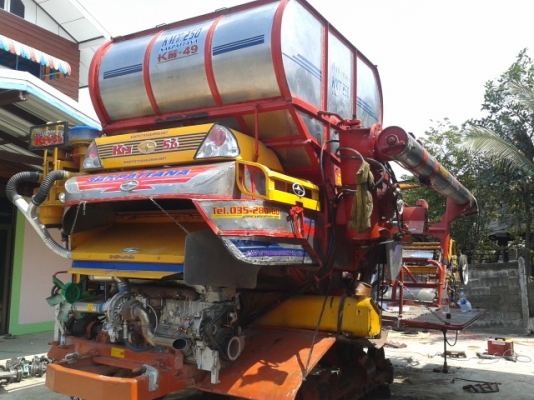 ขายรถเกี่ยวข้าวศักดิ์พัฒนาสภาพ80\% (วางก่อนได้) ขายรถเกี่ยวข้าวศักดิ์พัฒนาสภาพ80\% (วางก่อนได้)